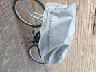 Damen-Fahrrad 28 mit Korb plus Fahrrad-Abdeckplane